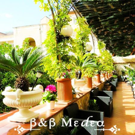 ナポリ ベッド＆ブレックファースト メデア Bed & Breakfast エクステリア 写真