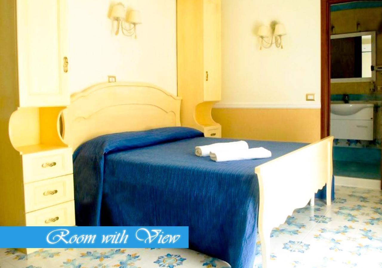 ナポリ ベッド＆ブレックファースト メデア Bed & Breakfast エクステリア 写真