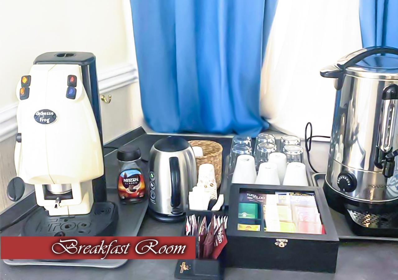 ナポリ ベッド＆ブレックファースト メデア Bed & Breakfast エクステリア 写真
