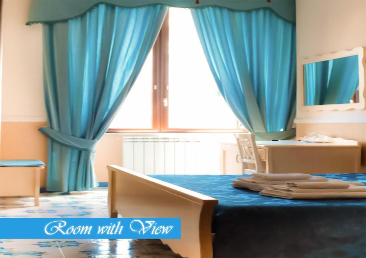 ナポリ ベッド＆ブレックファースト メデア Bed & Breakfast エクステリア 写真