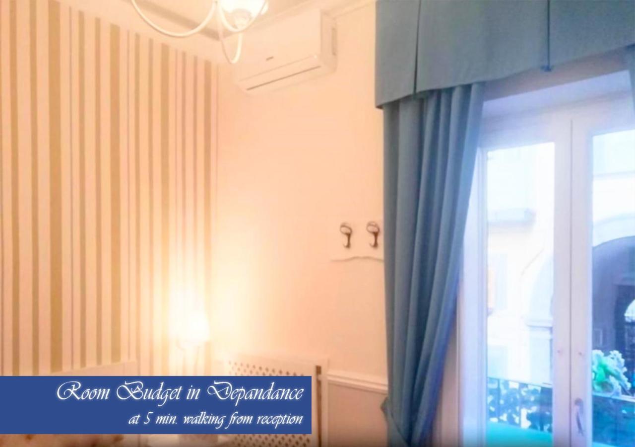 ナポリ ベッド＆ブレックファースト メデア Bed & Breakfast エクステリア 写真