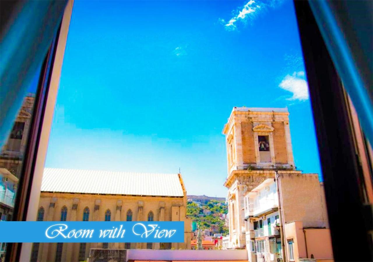 ナポリ ベッド＆ブレックファースト メデア Bed & Breakfast エクステリア 写真