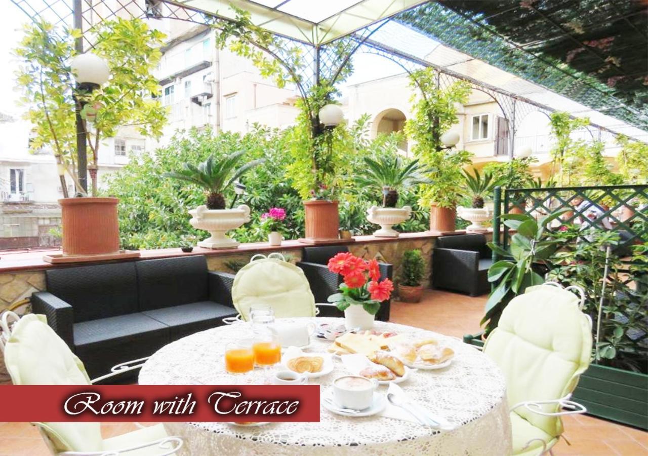 ナポリ ベッド＆ブレックファースト メデア Bed & Breakfast エクステリア 写真